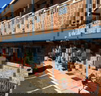 Bridgeview Motel