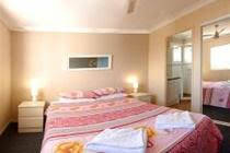 Shaz Maisons Apartments - Accommodation Fremantle 2