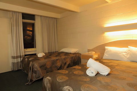 Absolute Lakes Entrance - Accommodation Fremantle 6