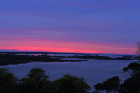 Absolute Lakes Entrance - Accommodation Fremantle 2