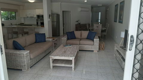 Costa Royale Trinity Beach - Accommodation Fremantle 6