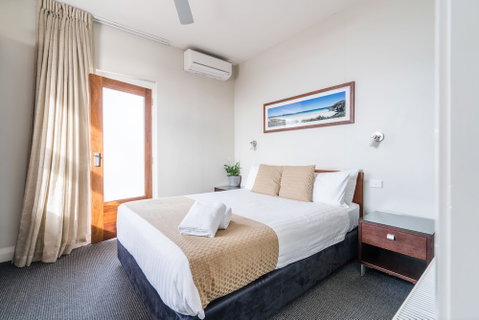 The Huskisson - Accommodation Fremantle 2