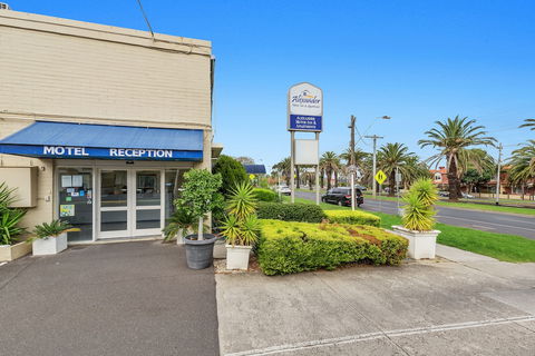 Alexander Motor Inn & Apartments - Accommodation Fremantle 0