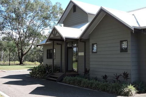 Hermitage Lodge - Accommodation Fremantle 2