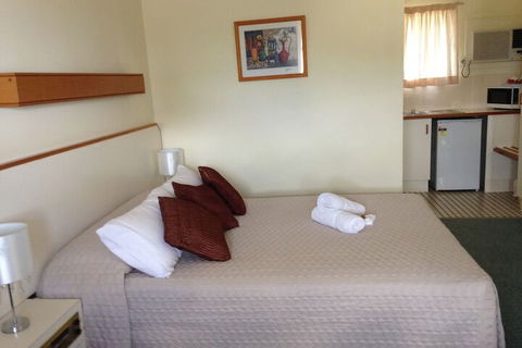 Country Rose Motel Warwick - Accommodation Fremantle 4