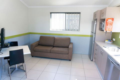 Shoal Bay Holiday Park - Accommodation Fremantle 6