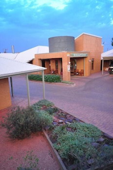 Mud Hut Motel - Accommodation Fremantle 4