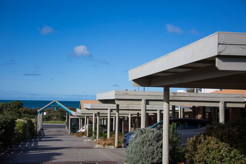Beachfront Motel - Accommodation Fremantle 0