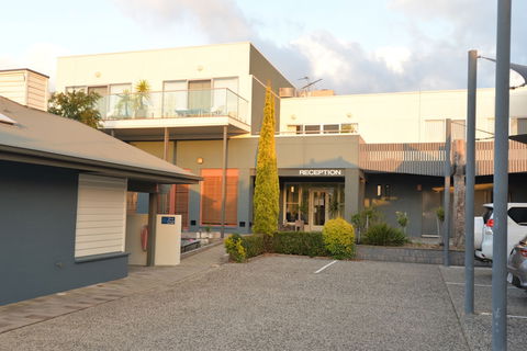 Captains At The Bay - Accommodation Fremantle 5