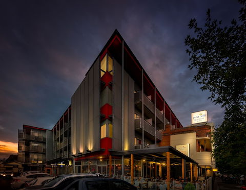 Punthill Essendon - Accommodation Fremantle 1