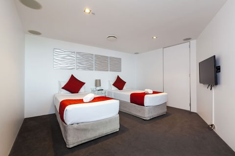 Q1 Resort & Spa - Accommodation Fremantle 5