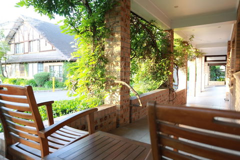Grand Mercure The Hills Lodge - Accommodation Fremantle 4