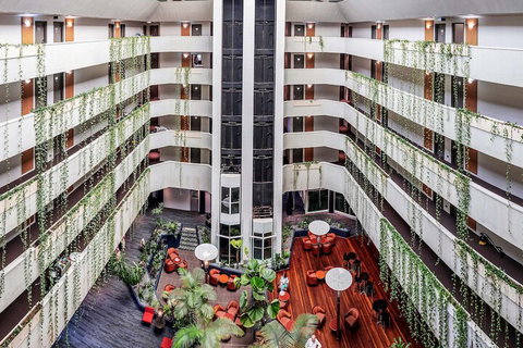 Novotel Darwin CBD - Accommodation Fremantle 2