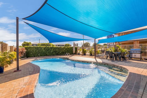 Cascade Motel In Townsville - Accommodation Fremantle 1