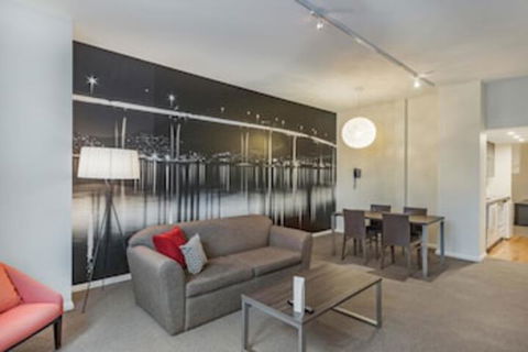 Mantra One Sandy Bay Road - Accommodation Fremantle 0