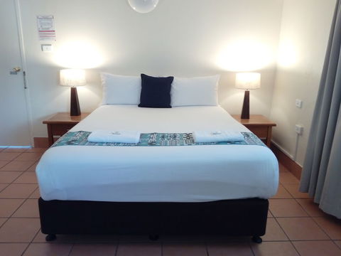 Lake Central - Accommodation Fremantle 5