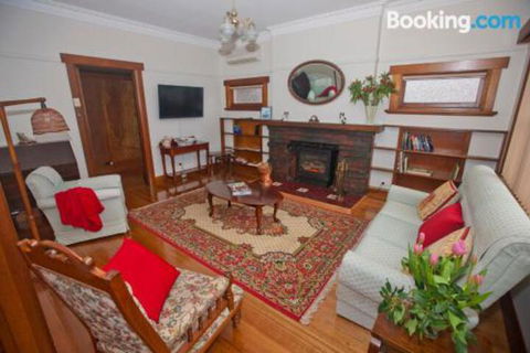 Hillside Cottage - Accommodation Fremantle 5