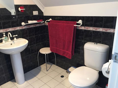Aarn House B & B Airport Accommodation - Accommodation Fremantle 4