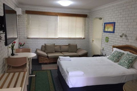 Holland Park Motel - Accommodation Fremantle 4