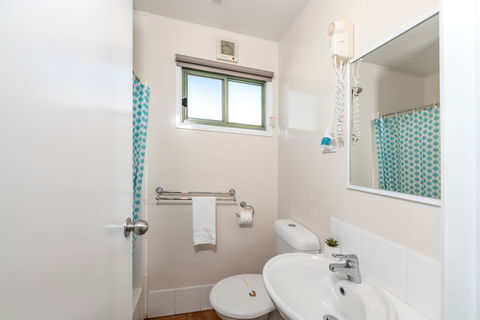 BIG4 Breeze Holiday Parks - Bargara - Accommodation Fremantle 3