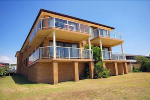 Avilla Court 2 - Accommodation Fremantle 0