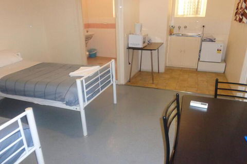 Adelaide Backpackers Travellers Inn - Accommodation Fremantle 6