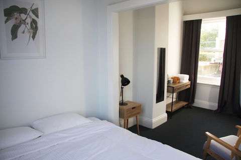 College Lawn Hotel - Hostel - Accommodation Fremantle 3