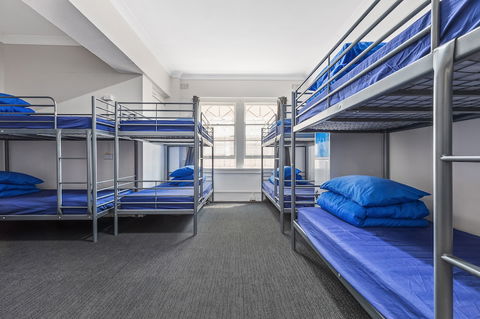 Ady's Place Backpackers - Accommodation Fremantle 1