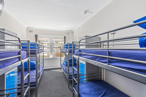 Ady's Place Backpackers - Accommodation Fremantle 4