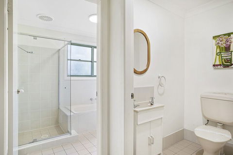 Tuscan Waterfront, 1/213 Soldiers Point Road - Accommodation Fremantle 3