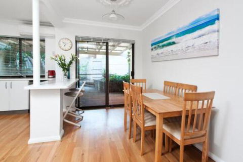 Bedford Terrace 3 - Accommodation Fremantle 2