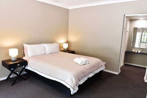 Dutchies Motel Nelson Bay - Accommodation Fremantle 5