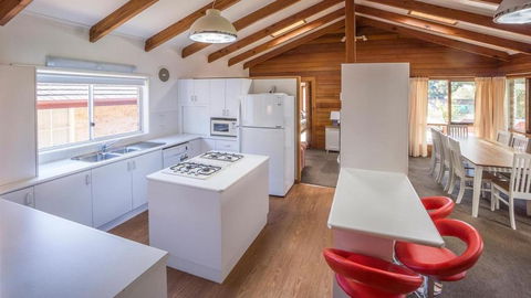 Mollymook Fantastic Holiday House - Accommodation Fremantle 6