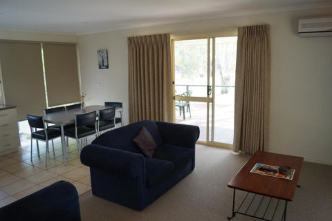 Tooleybuc River Retreat Villas - Accommodation Fremantle 6