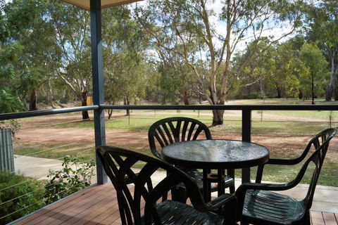 Tooleybuc River Retreat Villas - Accommodation Fremantle 5