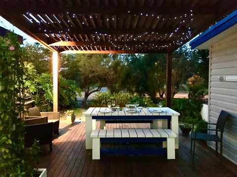 SHELLHARBOUR BEACH COTTAGE 1 Minute Walk To Beach Flags In Summer - Accommodation Fremantle 6