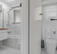 Long Beach House Apartments Sandy Bay - Accommodation Fremantle