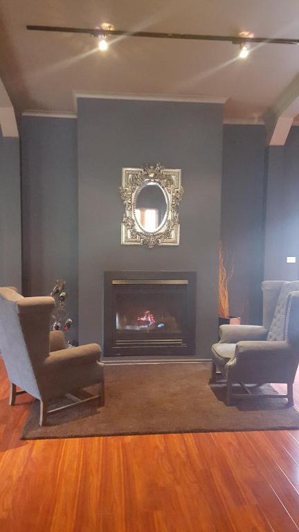 Montrose Barn House - Accommodation Fremantle 4