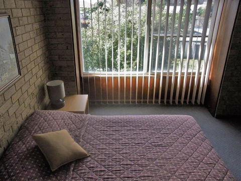 A Furnished Townhouse In Goulburn - Accommodation Fremantle 3