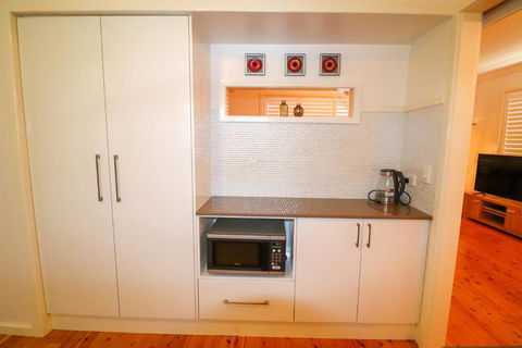 Blacksmiths Sea Breeze - Accommodation Fremantle 1