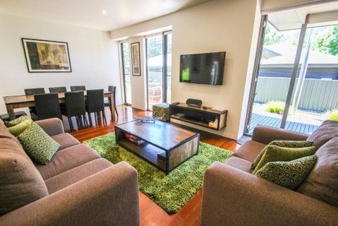 Alegria - Accommodation Fremantle 6