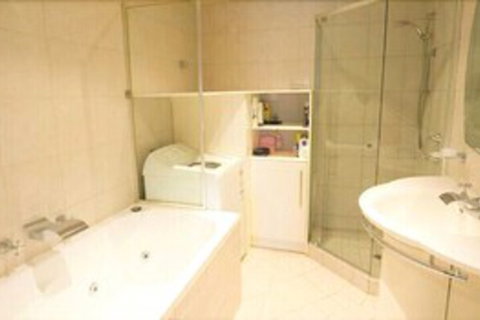 Colin St. Apartment - Accommodation Fremantle 5
