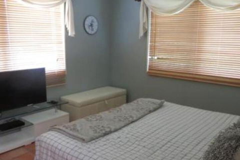 Palm Cove Rainforest Cottage - Accommodation Fremantle 0