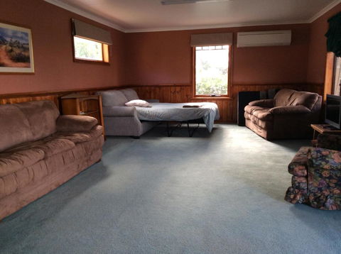 Our Cottage - Accommodation Fremantle 4