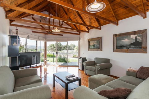 A River Bed Cottage - Accommodation Fremantle 4
