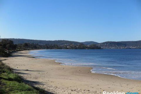 Beachside Rest - Accommodation Fremantle 3