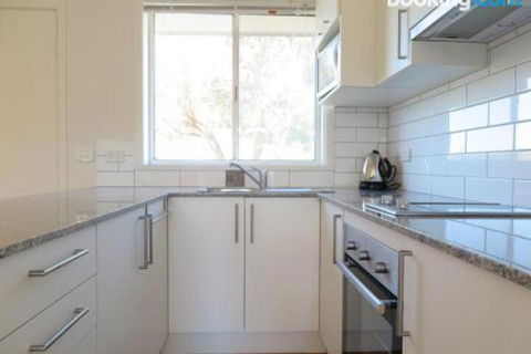Beachside Rest - Accommodation Fremantle 5