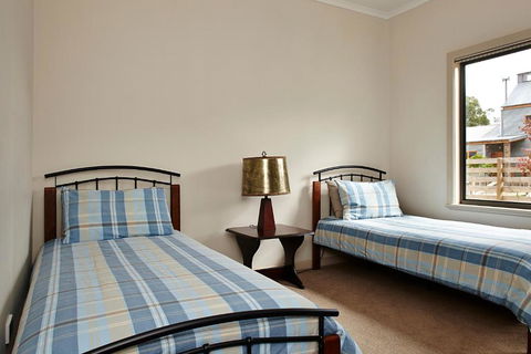 La Casa - Accommodation Fremantle 2