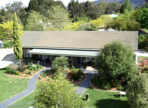 Greenvale Holiday Units - Accommodation Fremantle 1