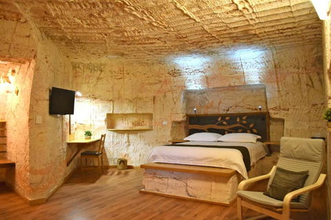 Dug Out B & B Apartments - Accommodation Fremantle 4